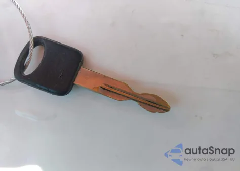 2001 Ford F-250 Lariat/Xl/Xlt from USA, damaged, VIN 1FTNX21L01EA66980